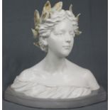 Porcelain bust of Fauna. Art Nouveau.26 cm high.Porzellan Büste der Fauna. Jugendstil.26 cm hoch.