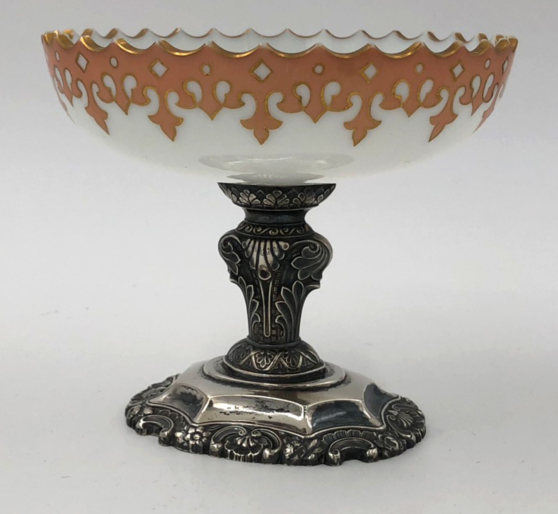 Bowl glass, foot silver 13 Lot. Mid-19th century.15 cm tall.Glasschale, Fuß Silber 13 Lot. Mitte 19.