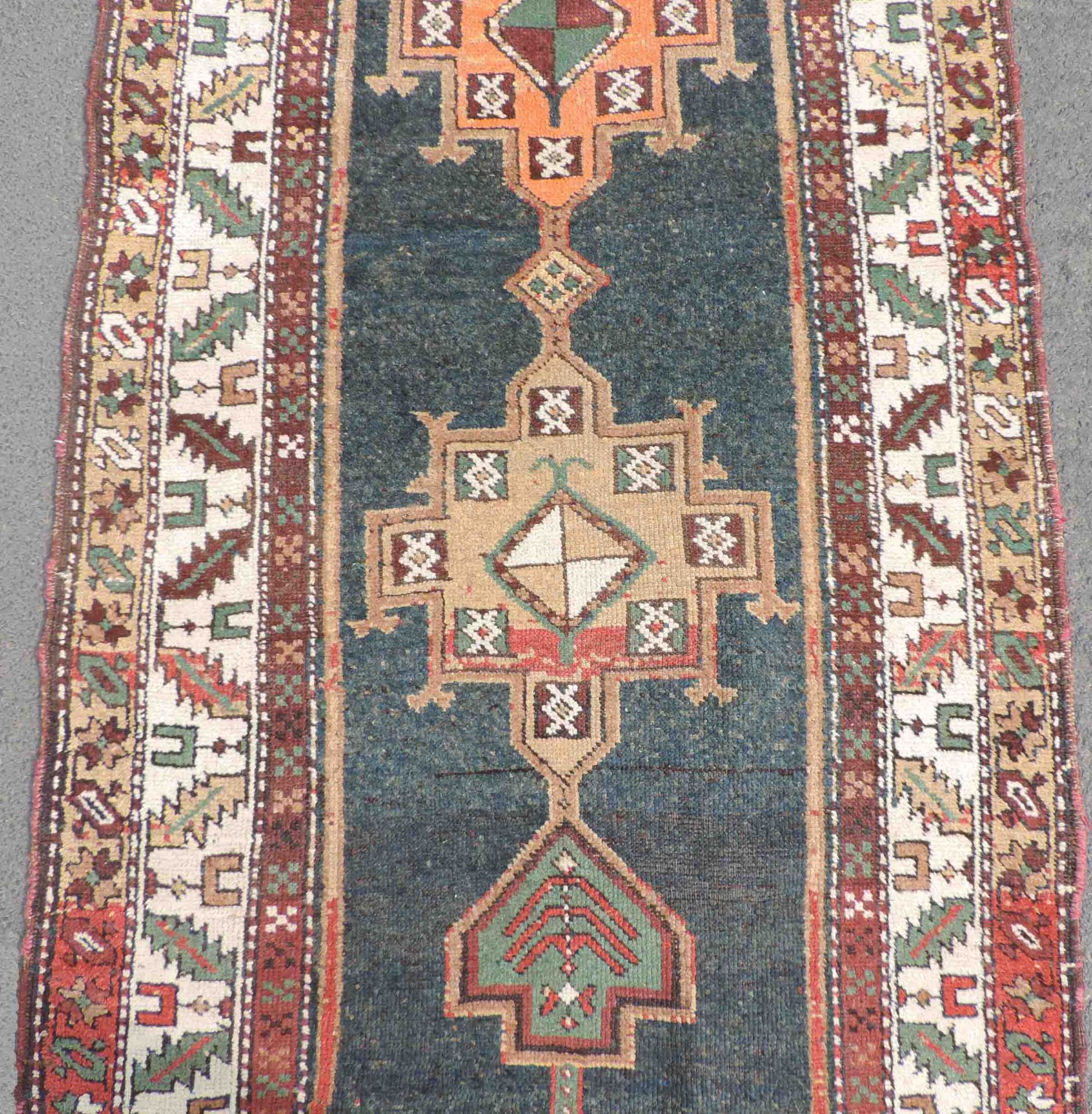 Kurdish tribal rug. Caucasus. Azerbaijan. Antique, around 1890.287 cm x 112 cm. Knotted by hand. - Image 3 of 6