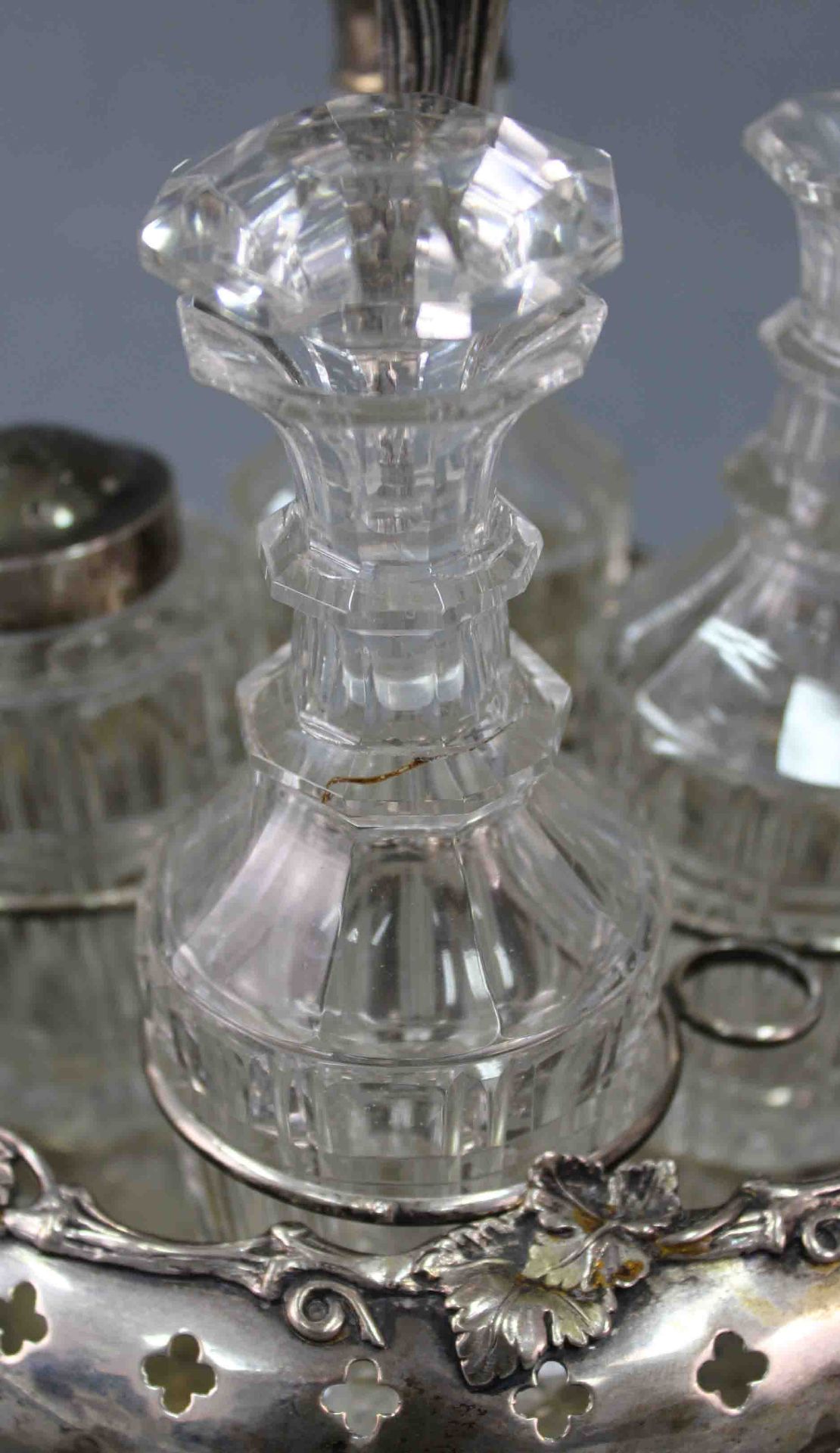 Cruet for vinegar, oil, salt and pepper. Silver, 12 Lot.31 cm high. Condition see photos. Total - Bild 13 aus 16