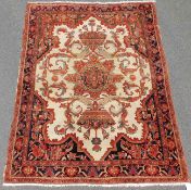 Mishan Malayer Persian rug. Iran. Antique, around 1880.191 cm x 143 cm. Knotted by hand. Wool on