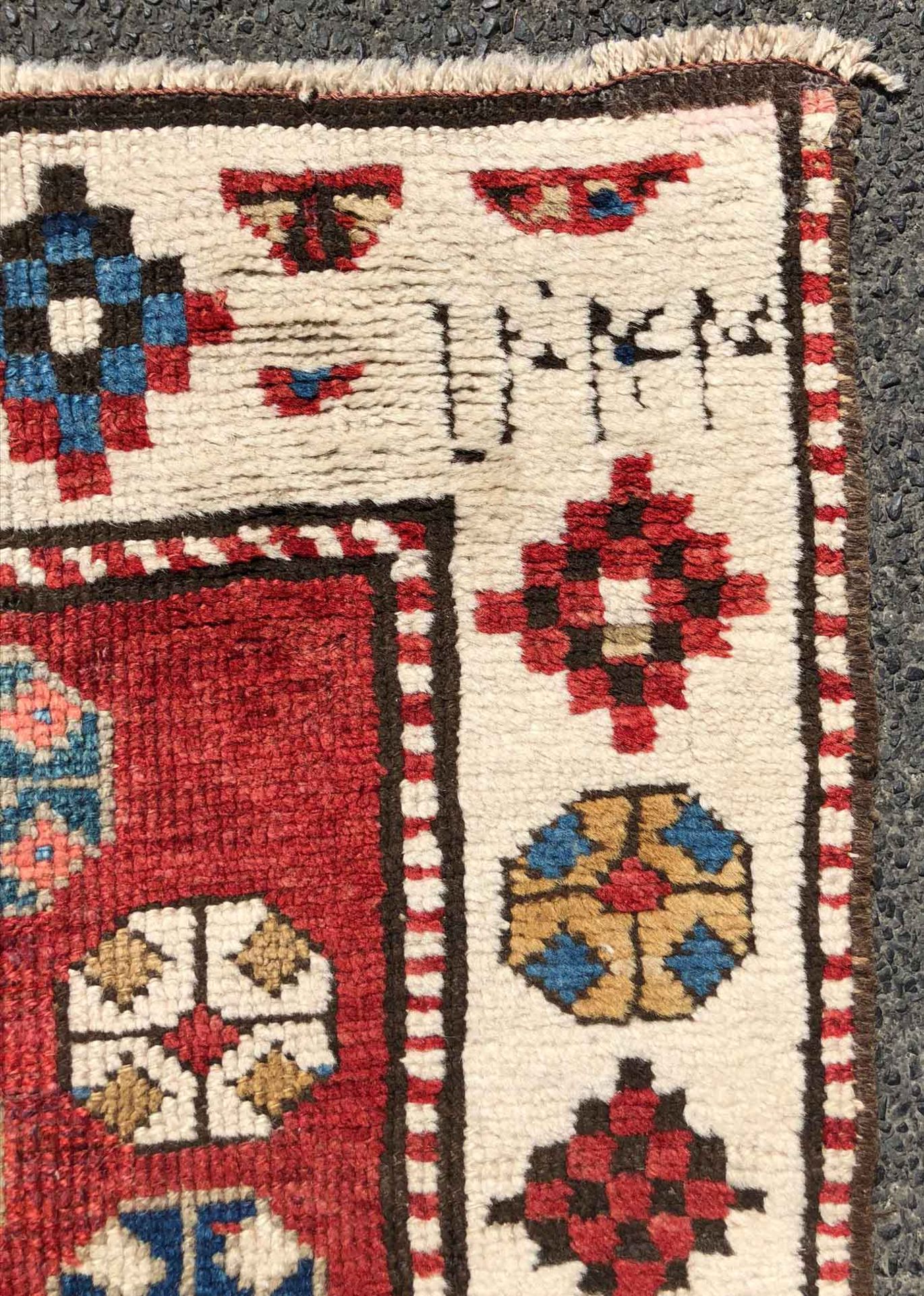 Shah - Savan tribal rug. Caucasus. Antique, probably 1828.254 cm x 105 cm. Knotted by hand. Wool - Bild 7 aus 10