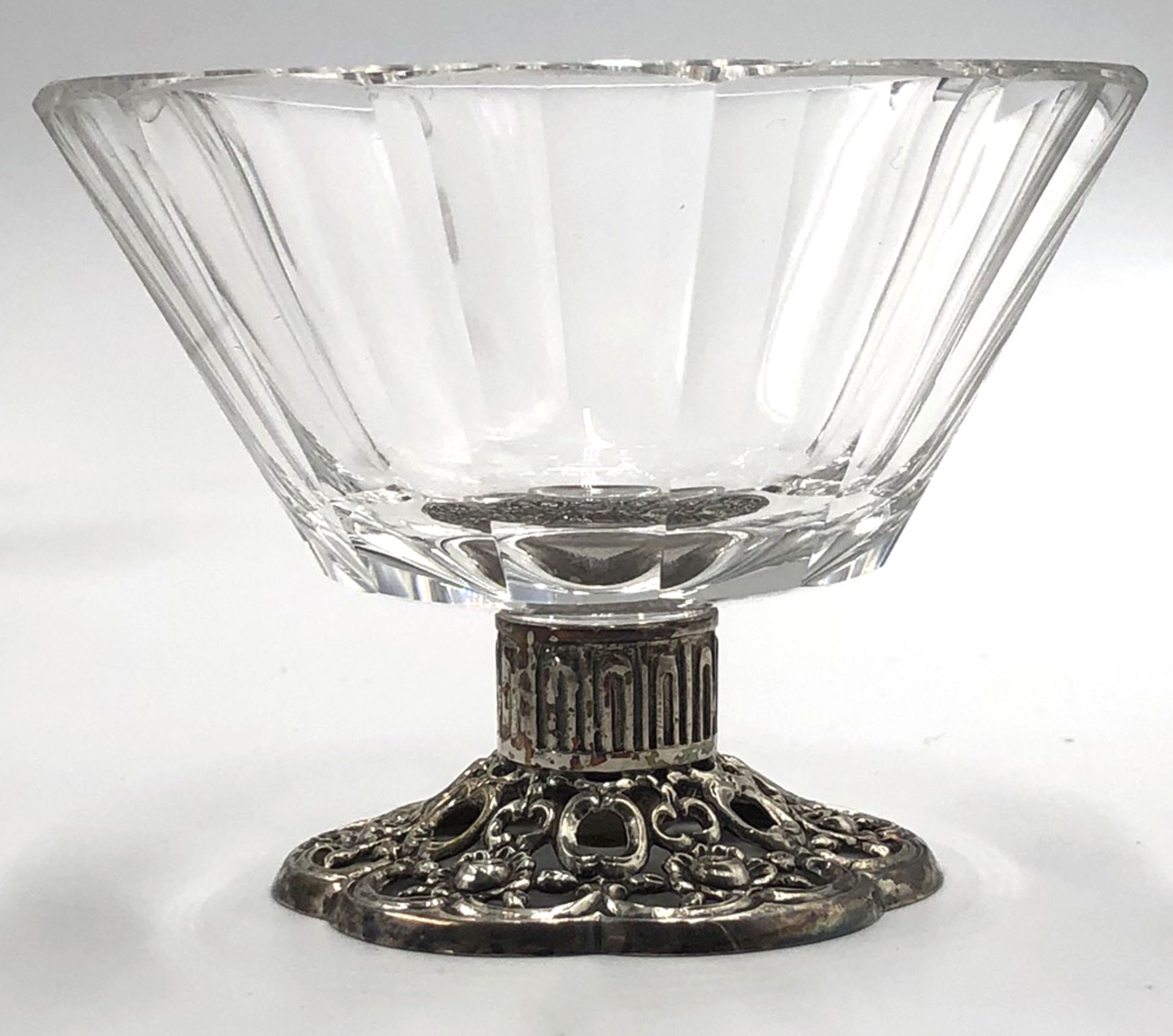 Silver with lead crystal glass cups. 23 ice cups and 8 champagne glasses.Up to 12 cm high. Proably - Image 7 of 14