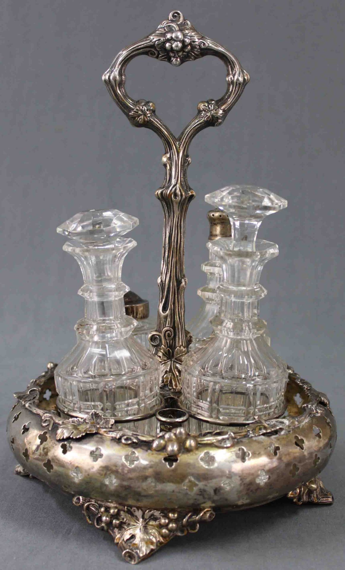 Cruet for vinegar, oil, salt and pepper. Silver, 12 Lot.31 cm high. Condition see photos. Total - Bild 10 aus 16