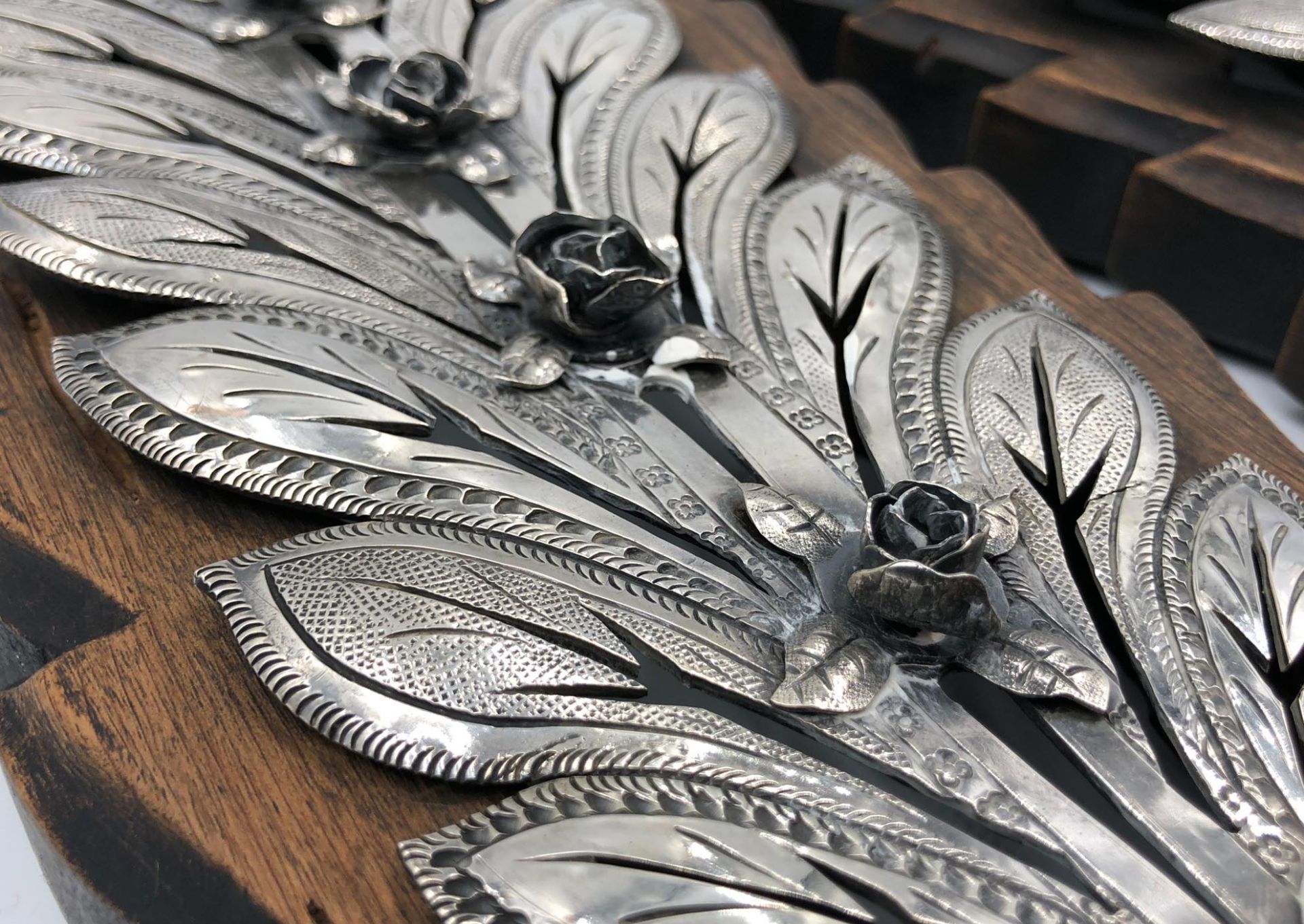Wall decoration. Silver on wood.Each 71 cm long overall. Silver tested. Proably Mexico around 1968. - Bild 4 aus 9