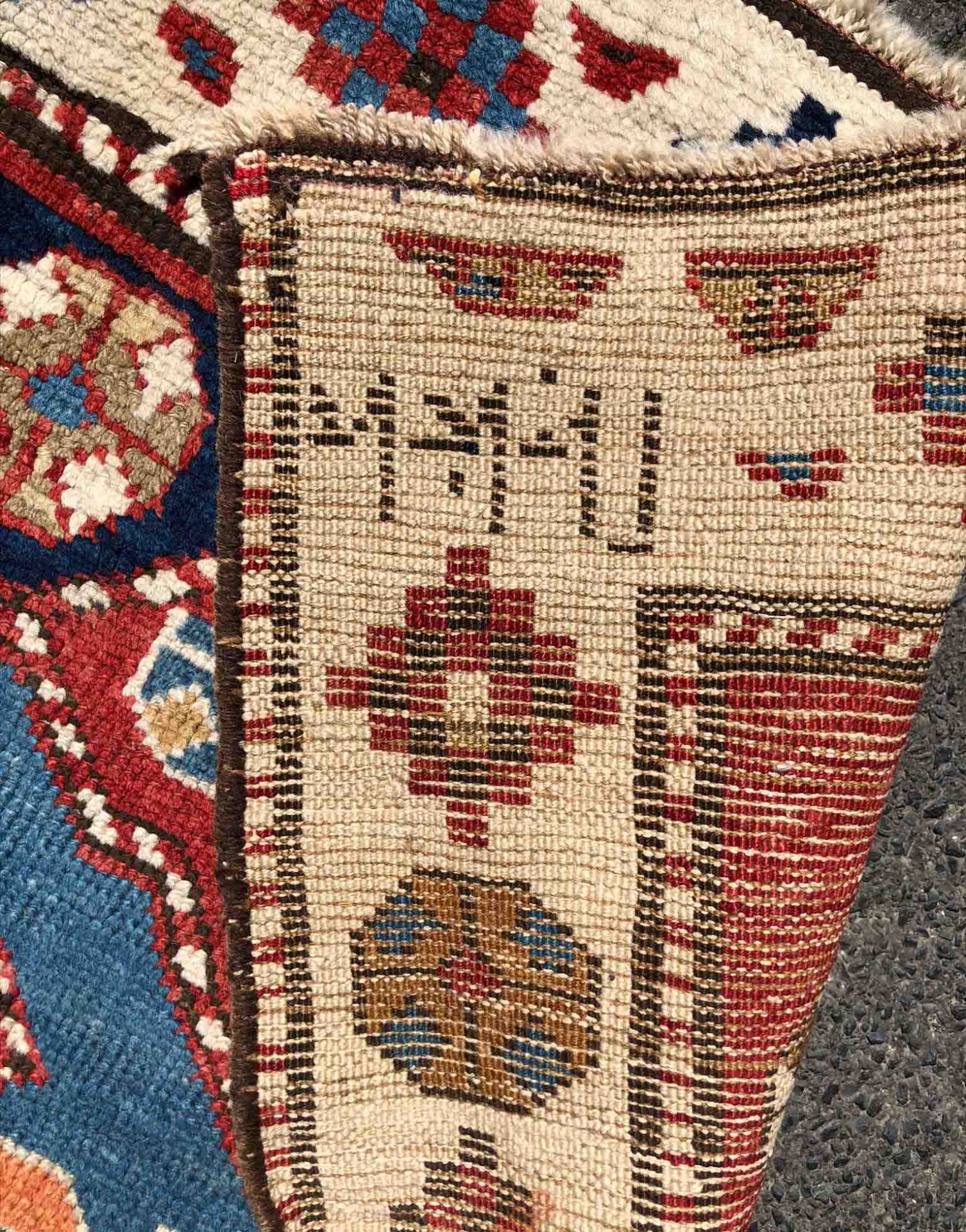 Shah - Savan tribal rug. Caucasus. Antique, probably 1828.254 cm x 105 cm. Knotted by hand. Wool - Bild 8 aus 10
