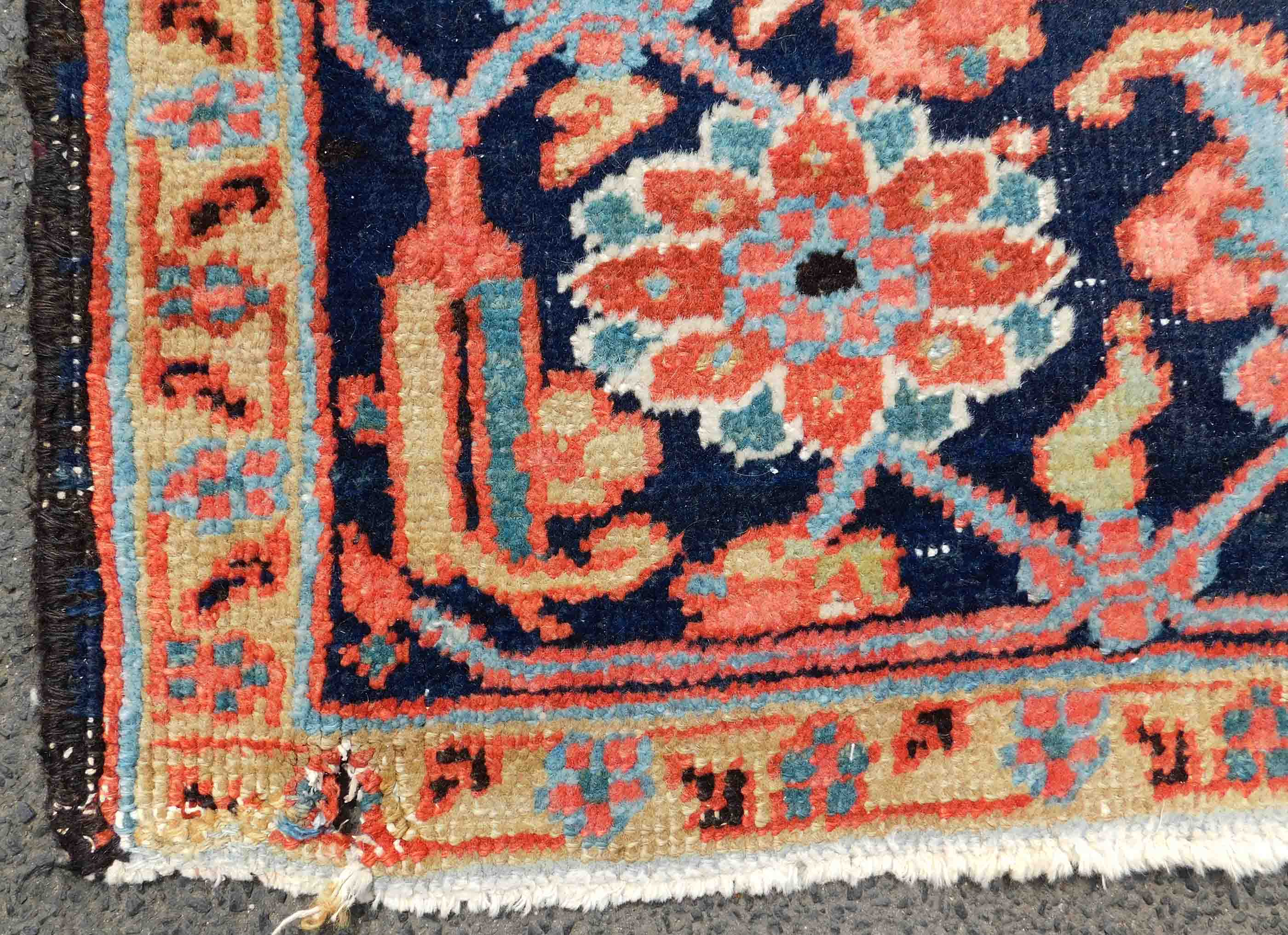 Heriz oriental carpet. Iran. Antique, around 1910.388 cm x 282 cm. Knotted by hand. Wool on - Bild 8 aus 9