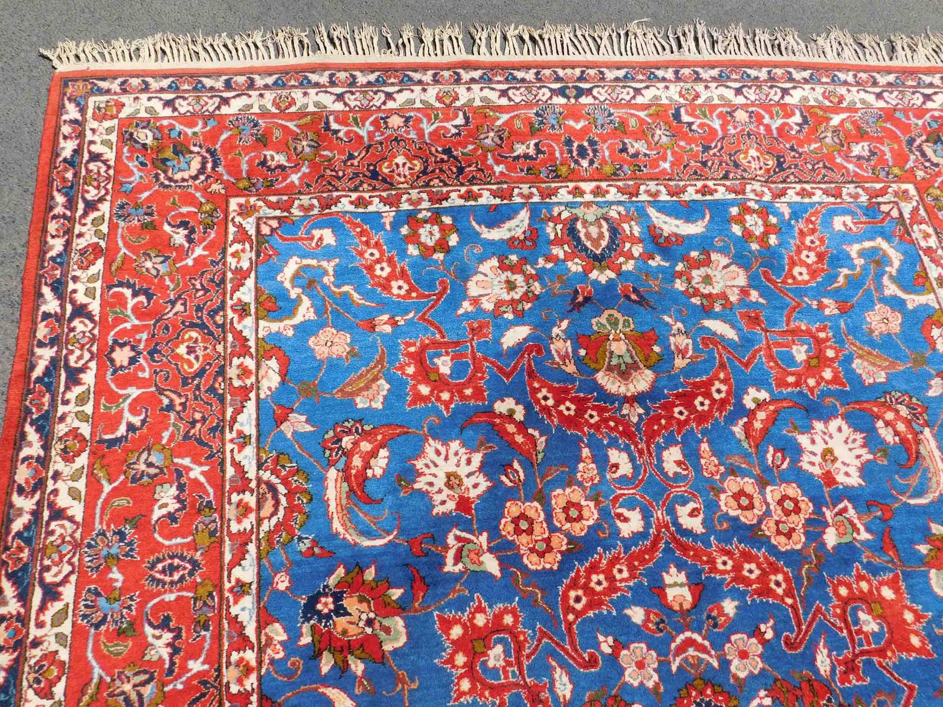 Isfahan Nadjafabad Persian rug. Old, mid 20th century. Fine weave.320 cm x 215 cm. Fine weave. - Bild 6 aus 9