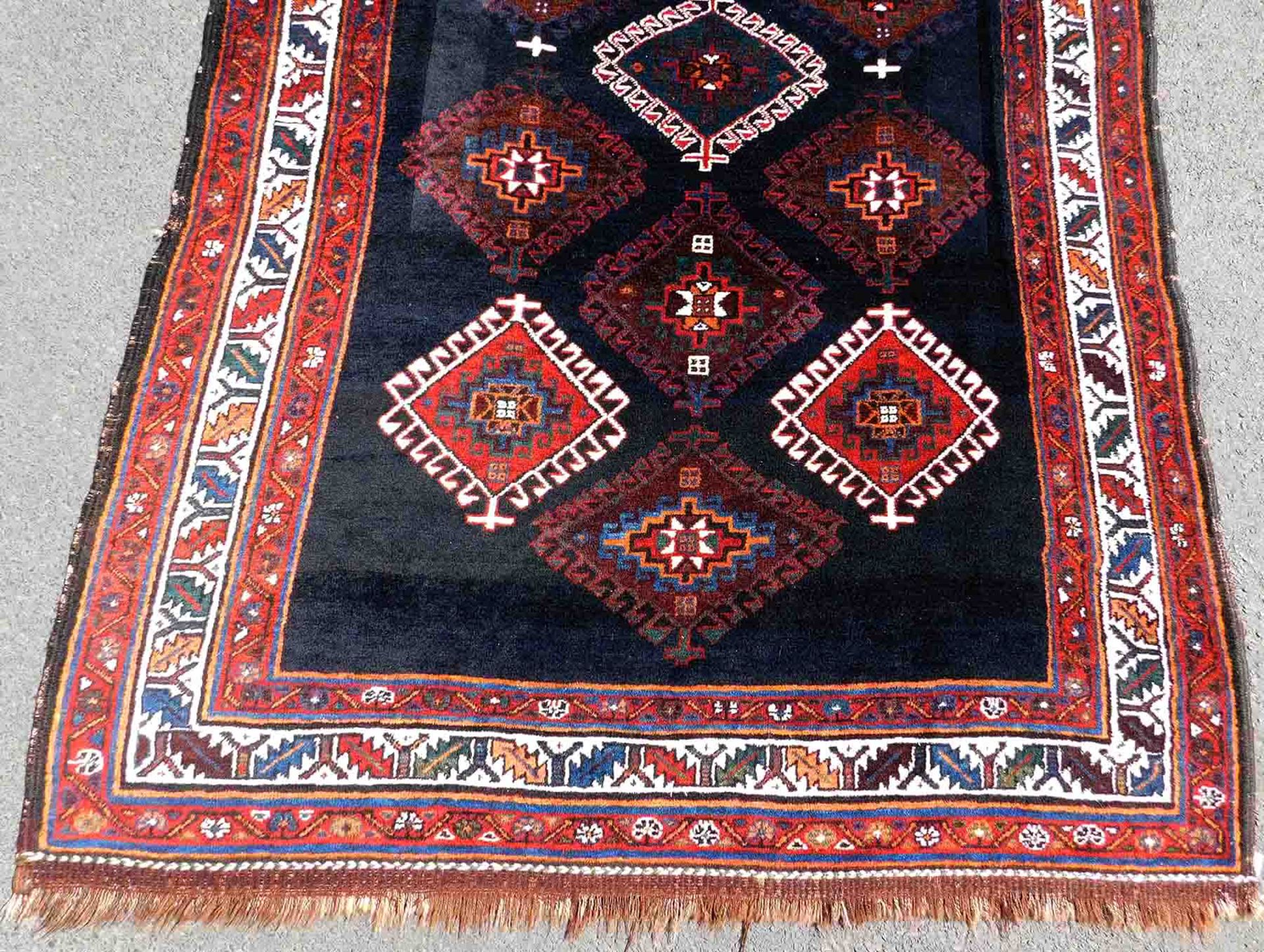 Varamin Shah-Savan Persian carpet. Iran. Antique, circa 100 years old.219 cm x 145 cm. Knotted by - Image 2 of 5