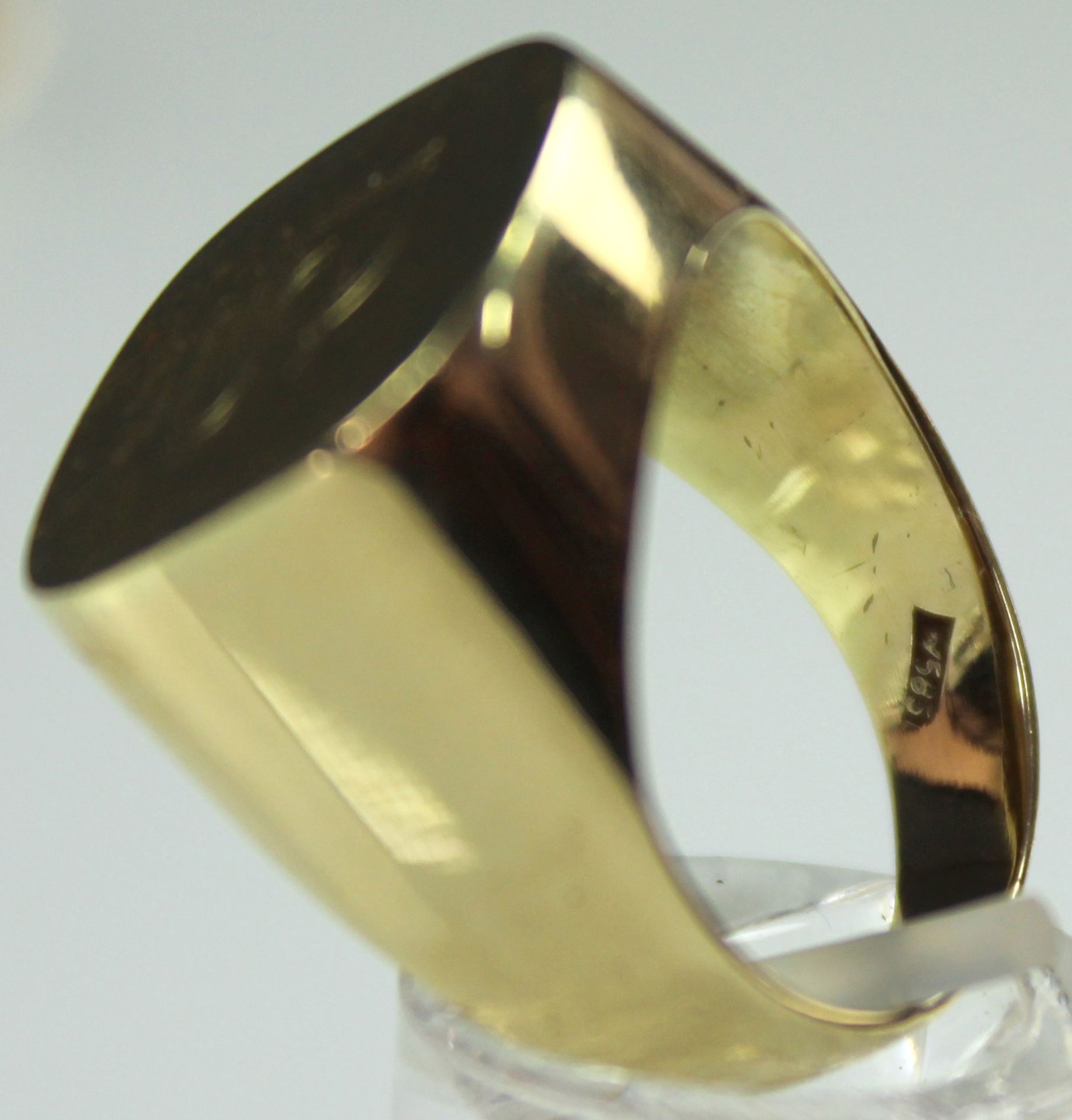 7 Ringe. Gelb Gold 585.37,2 Gramm Gesamtgewicht. Unter anderem mit Brillanten / Diamanten und - Image 7 of 17