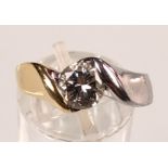 Ring mit Brillant 1,02 Karat, si, Top Wesselton.6,0 Gramm. Guter Diamant. Gelb - Weiss Gold 750.Ring