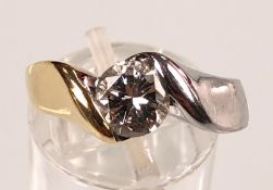 Ring mit Brillant 1,02 Karat, si, Top Wesselton.6,0 Gramm. Guter Diamant. Gelb - Weiss Gold 750.Ring