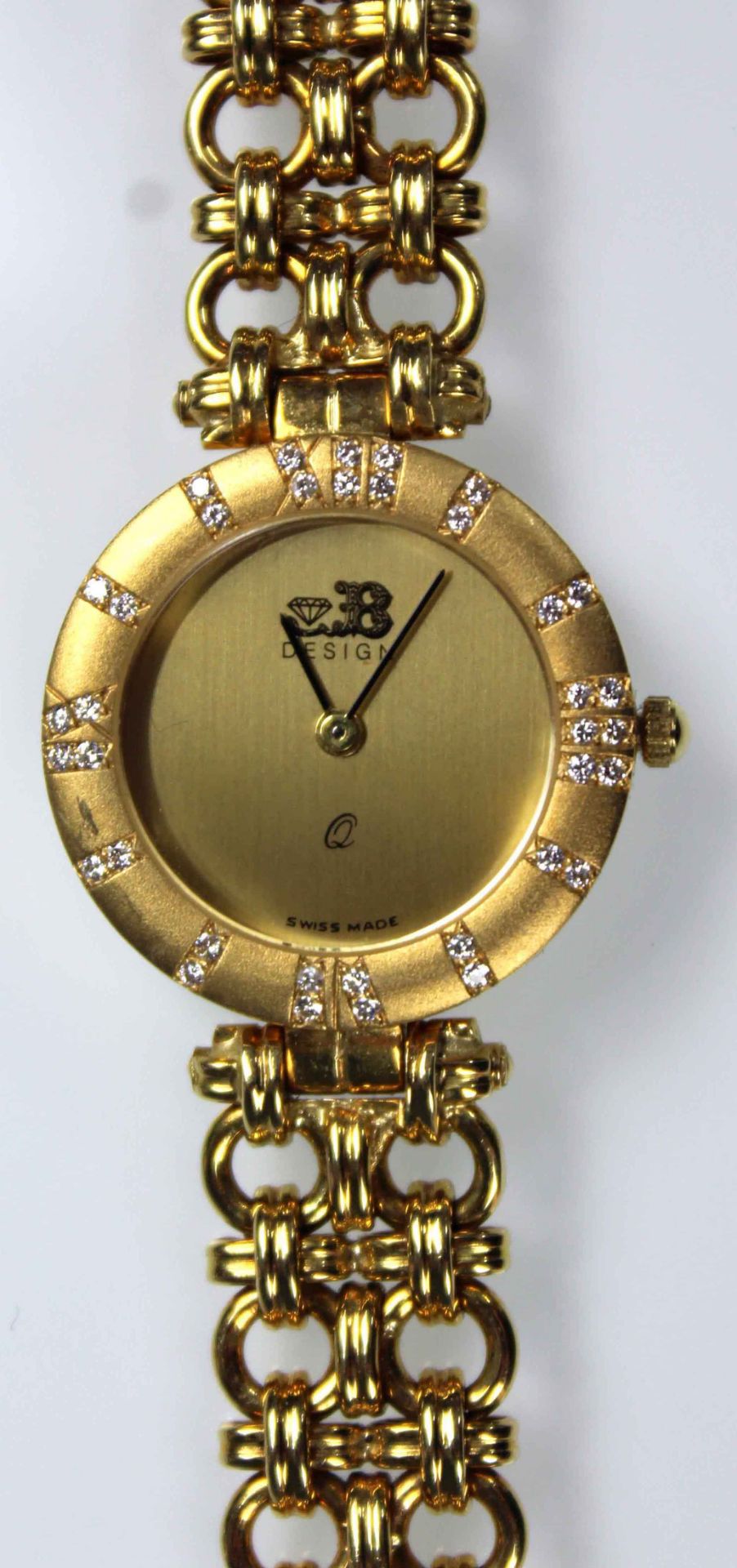 Schmuck Armbanduhr Gelb Gold 750, besetzt mit 36 kleinen Brillanten.58,5 Gramm Gesamtgewicht.