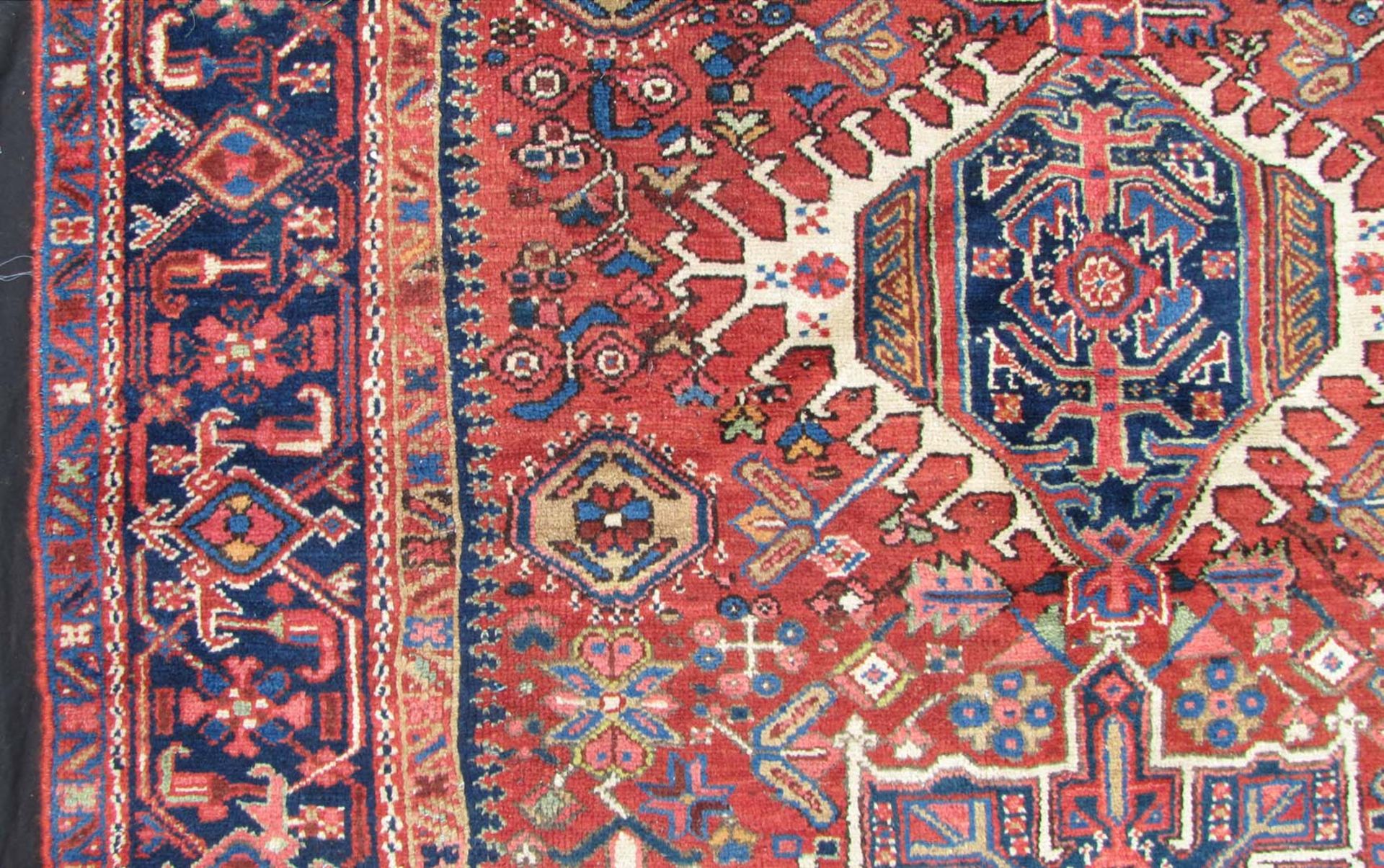 Karadja Perserteppich. Iran. Antik, circa 80 - 120 Jahre alt.179 cm x 140 cm. Handgeknüpft. Wolle - Bild 4 aus 8