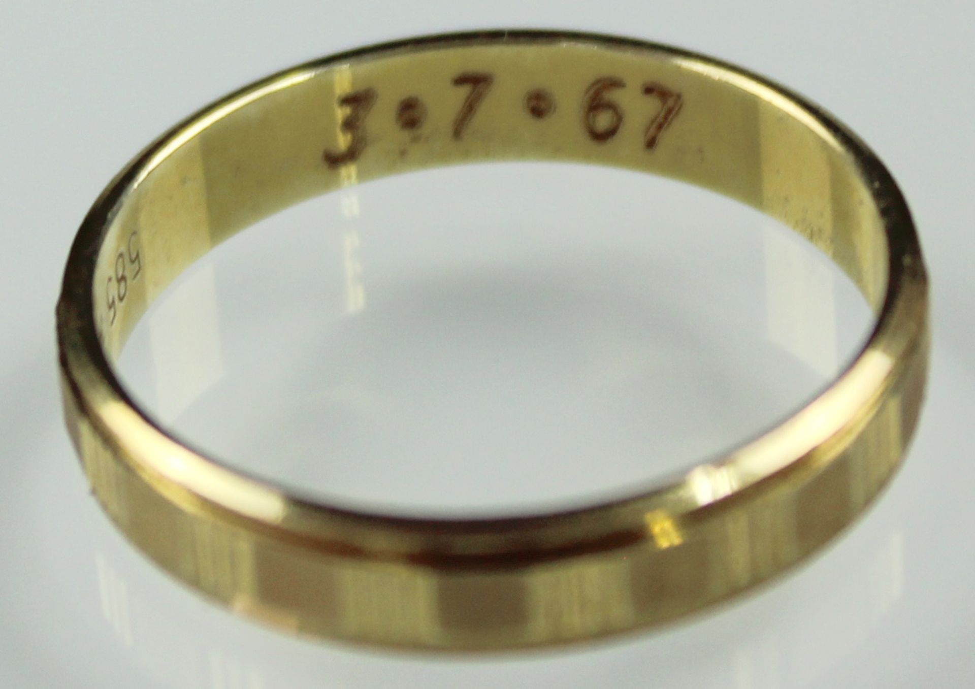 7 Ringe. Gelb Gold 585.37,2 Gramm Gesamtgewicht. Unter anderem mit Brillanten / Diamanten und - Image 3 of 17