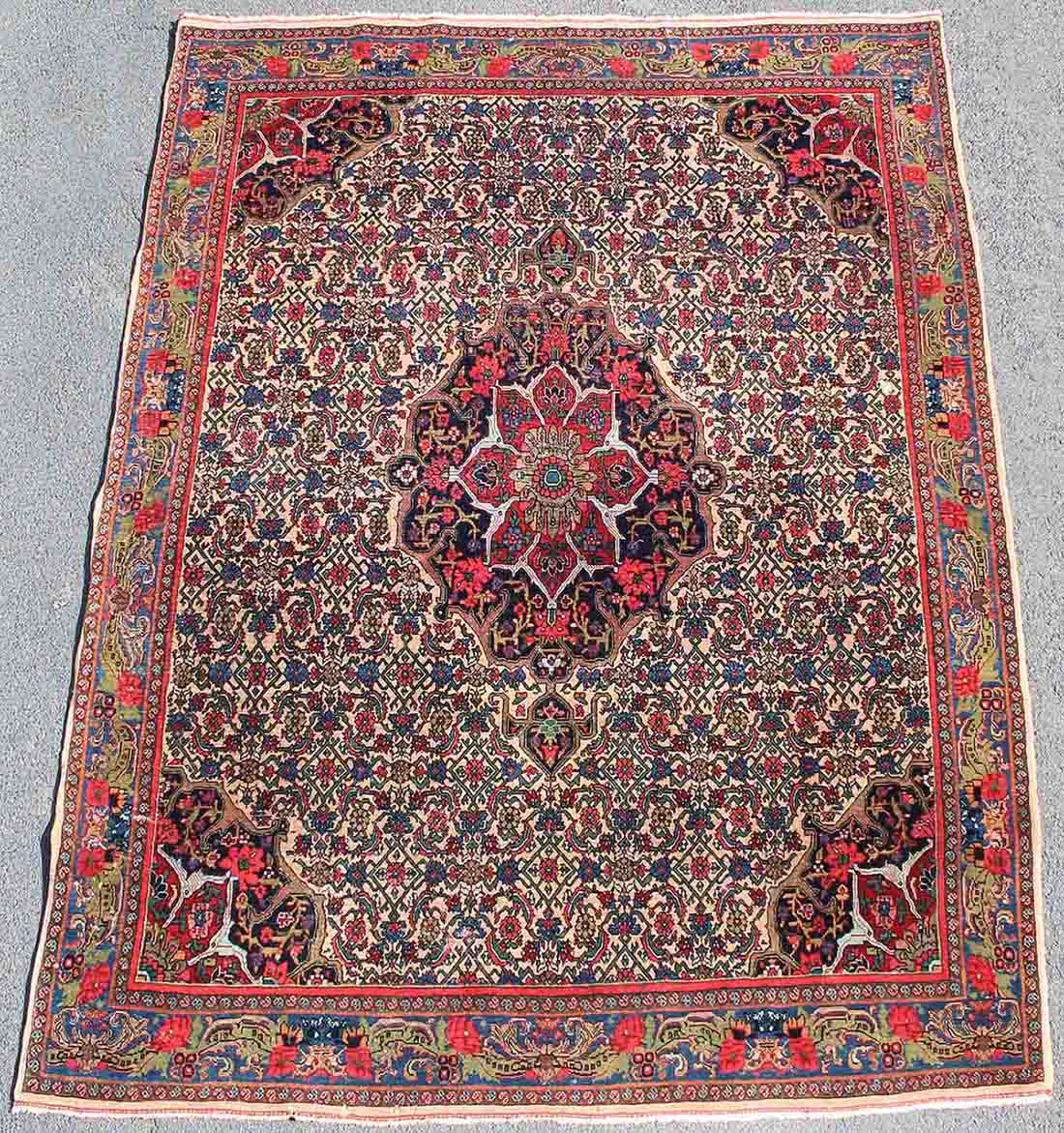 Bidjar Perserteppich. Iran. Circa 70 - 100 Jahre alt.202 cm x 152 cm. Handgeknüpft. Wolle auf