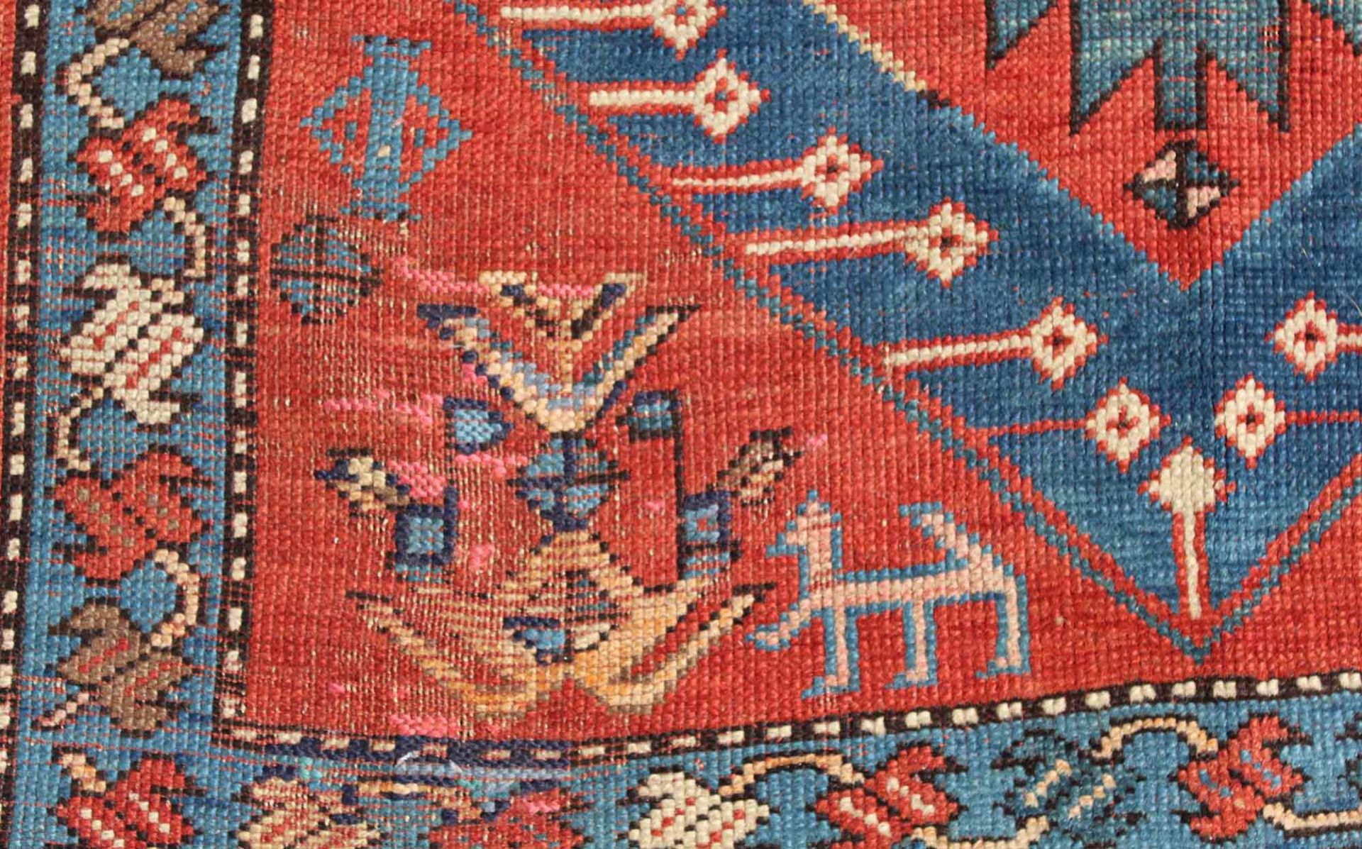 Schildkasak. Armenien / Kaukasus. Antik, Circa 120 Jahre alt.208 cm x 131 cm. Handgeknüpft. Wolle - Bild 7 aus 16