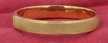 Armreif. Gold. 585.30,1 Gramm. Innendurchmesser 54 mm / 59 mm oval.Bangle. Gold. 585.30.1 grams.