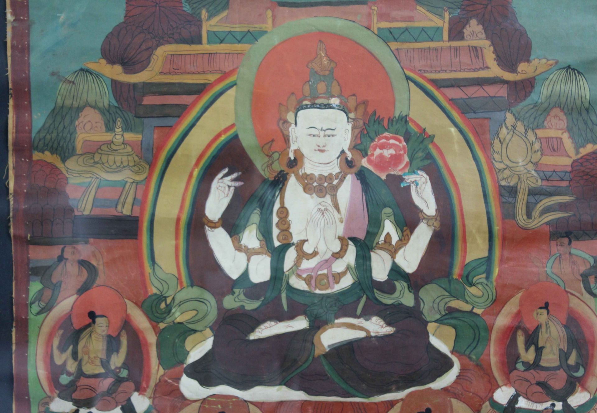 Zwei Thangka ''Weisse Tara auf Lotusblume'' und ''Grüne Tara''61 cm x 49 cm und 61 cm x 42 cm. - Image 2 of 13