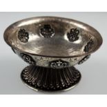 Kumys Schale. China, Tibet, Mongolei. Silber. Alt.7,5 cm hoch. Durchmesser 15 cm. 286 Gramm.