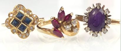 Gelb Gold 585. 3 Ringe. Amethyst, Rubine, Saphire, Diamanten.11,9 Gramm Gesamtgewicht. 3 Diamanten