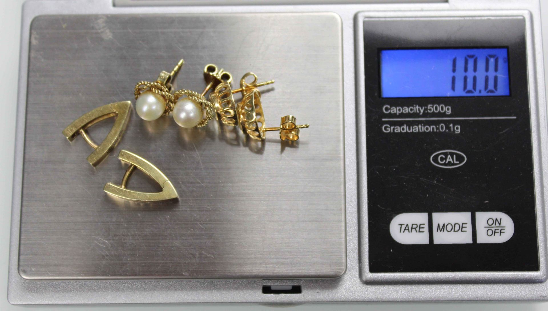 Gelb Gold 585. Ohrschmuck. 6 x Diamanten, 2 x Aquamarine und 2 x Perlen. - Bild 4 aus 4