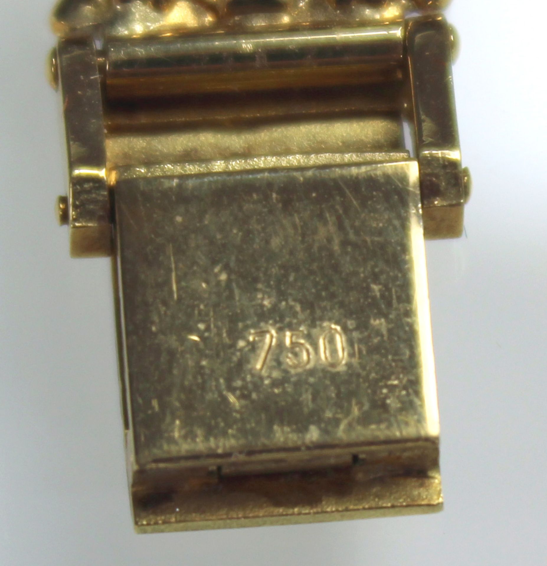 Schmuck Armbanduhr Gelb Gold 750, besetzt mit 36 kleinen Brillanten.58,5 Gramm Gesamtgewicht. - Bild 9 aus 11