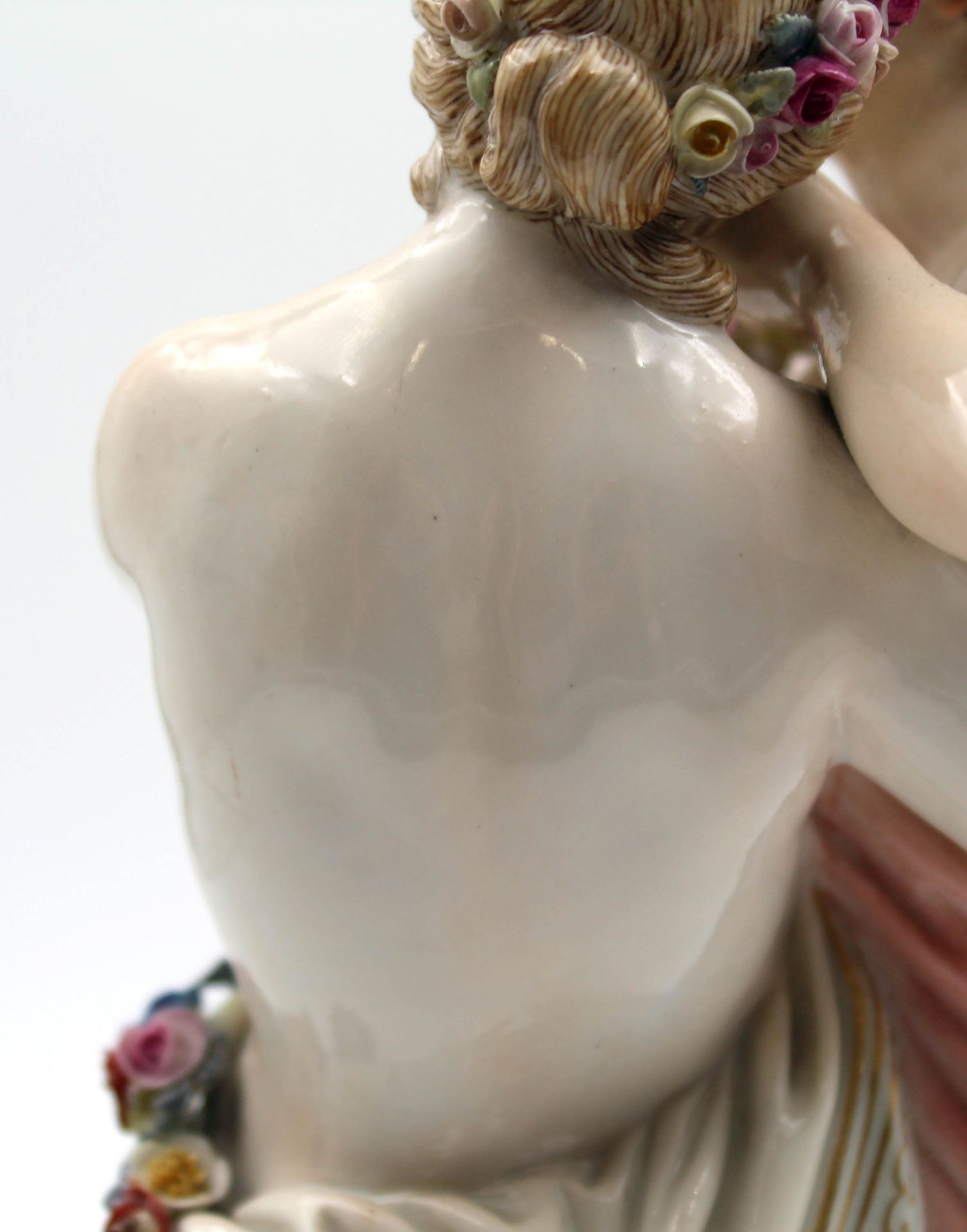 Meissen Porzellan. Amor und Psyche.29 cm hoch. Entwurf und Ausführung wohl um 1895. Unter Anderem - Bild 20 aus 20