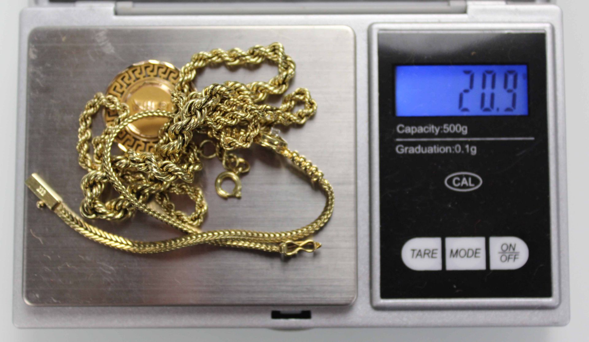 Gelb Gold 585. Halskette. Armkette mit Brillant, dazu ein Anhänger.20,9 Gramm Gesamtgewicht. - Bild 2 aus 10
