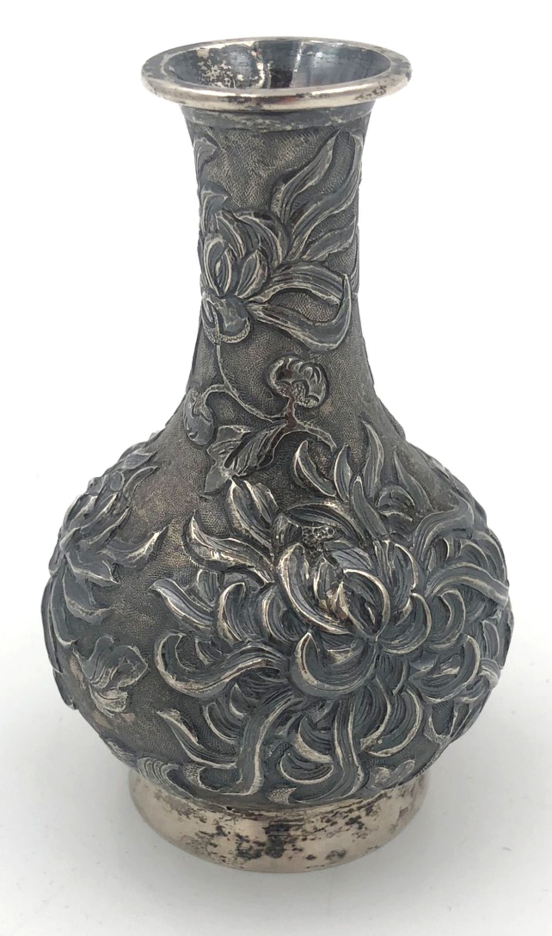 Silbervase, China. ''Hung Chong'' (1850 - 1925).10 cm hoch. Unterseitig gepunzt.Silver vase, - Bild 2 aus 8