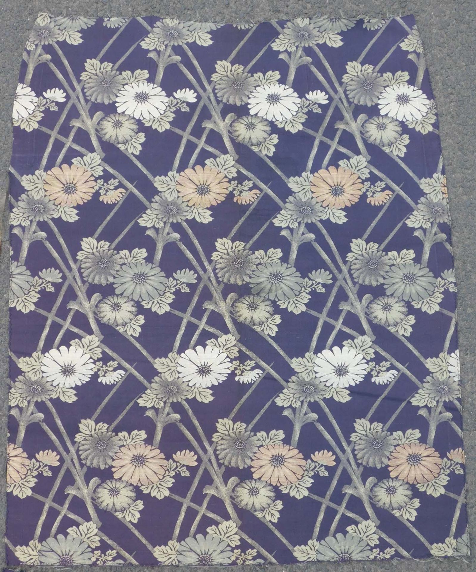 5 Obi Textilien Japan. Wohl alt, teils Seide, gewebt.Bis 205,5 cm x 65 cm.5 Obi Textiles Japan. - Image 3 of 12