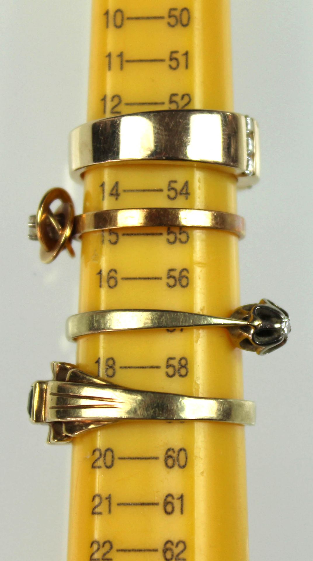 7 Ringe. Gelb Gold 585.37,2 Gramm Gesamtgewicht. Unter anderem mit Brillanten / Diamanten und - Bild 14 aus 17