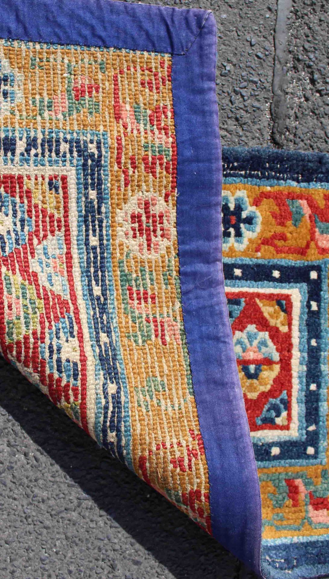 Tibet Teppich. Antik. Circa 120 - 150 Jahre alt.36 cm x 68 cm. Handgeknüpft. Wolle auf Wolle. Wohl - Bild 4 aus 4