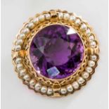 Brosche mit Amethyst und Perlen,