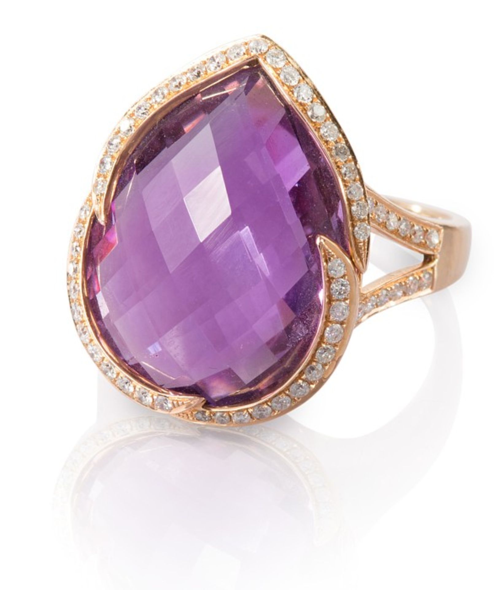 Amethyst- und Brillantring,