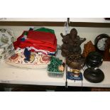 A small selection of collectable items, comprising malachite beads, polished rose quartz, tiger's