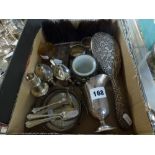 English silver, comprising: milk jug, cigarette case, pair of napkin rings, pair of mustard pots