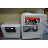 A Sentry home/office safe, model 133-EXP, serial no. 3204266, combination 88 41 56, together with