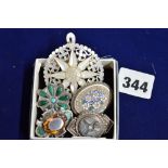 Five pretty brooches, including four in silver, one set with micromosaic flowers, three with