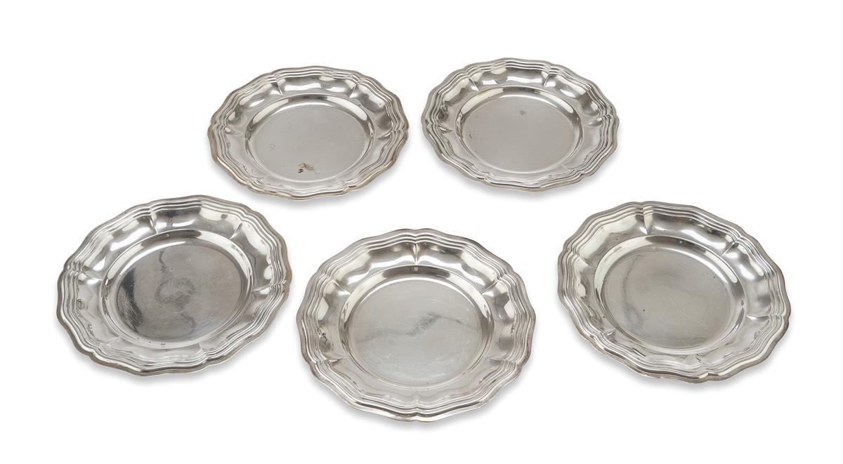 FIVE SILVER-PLATED SAUCERS, 20TH CENTURY