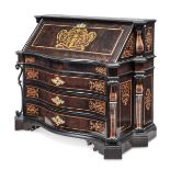 EXTRAORDINARY PONTIFICAL FLIP TOP CABINET - ROME STATO OF THE CHURCH - PERIOD LUIGI XIV