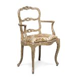 REMAIN OF SMALL ARMCHAIR IN LACQUERED WOOD - PROBABLY VENETO END 18TH CENTURY