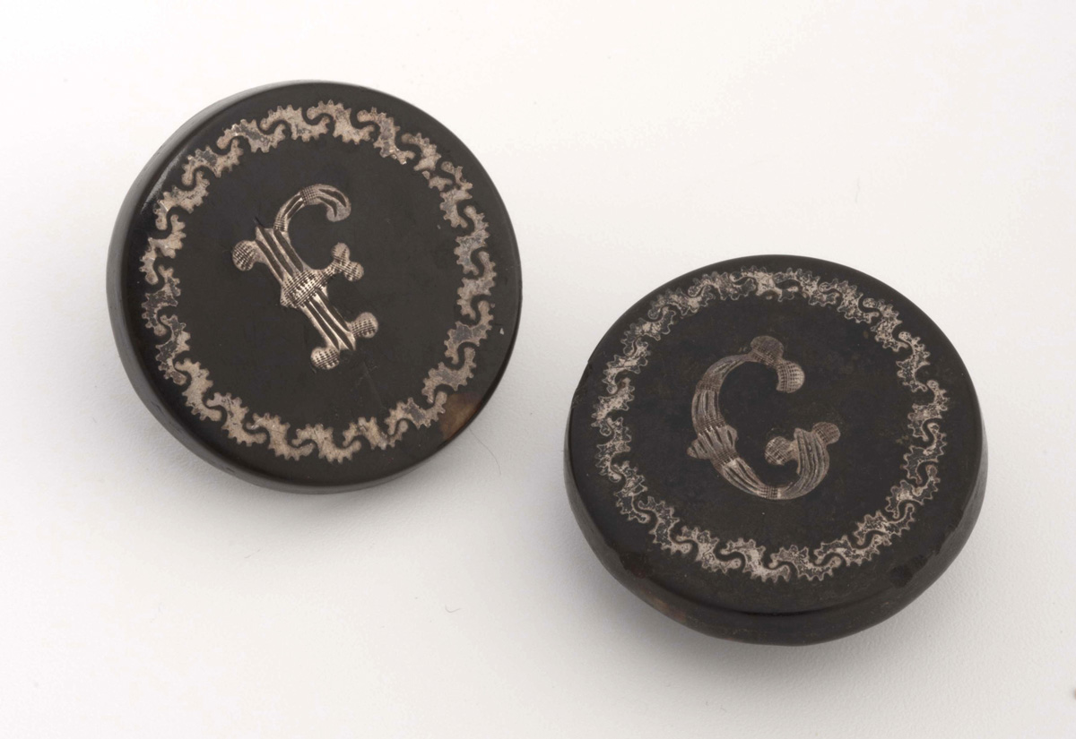 PAIR OF BUTTONS NAPLES XIX CENTURY