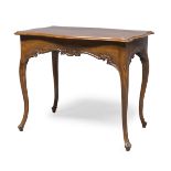 NICE CENTER TABLE IN WALNUT PIEDMONT OR LOMBARDY 18TH CENTURY