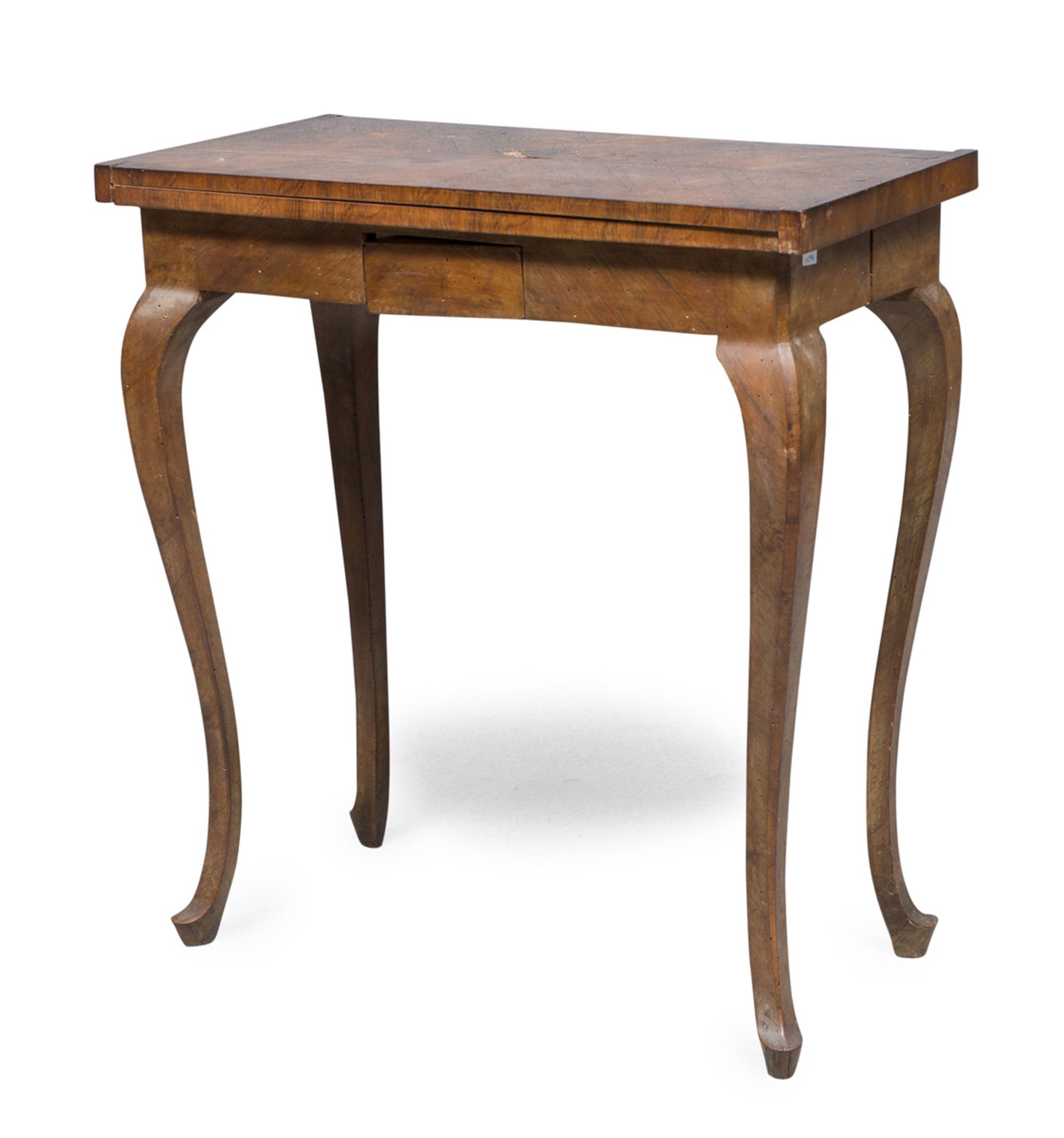 EXTENDING TABLE IN WALNUT CENTRAL ITALY EARLY 19TH CENTURY