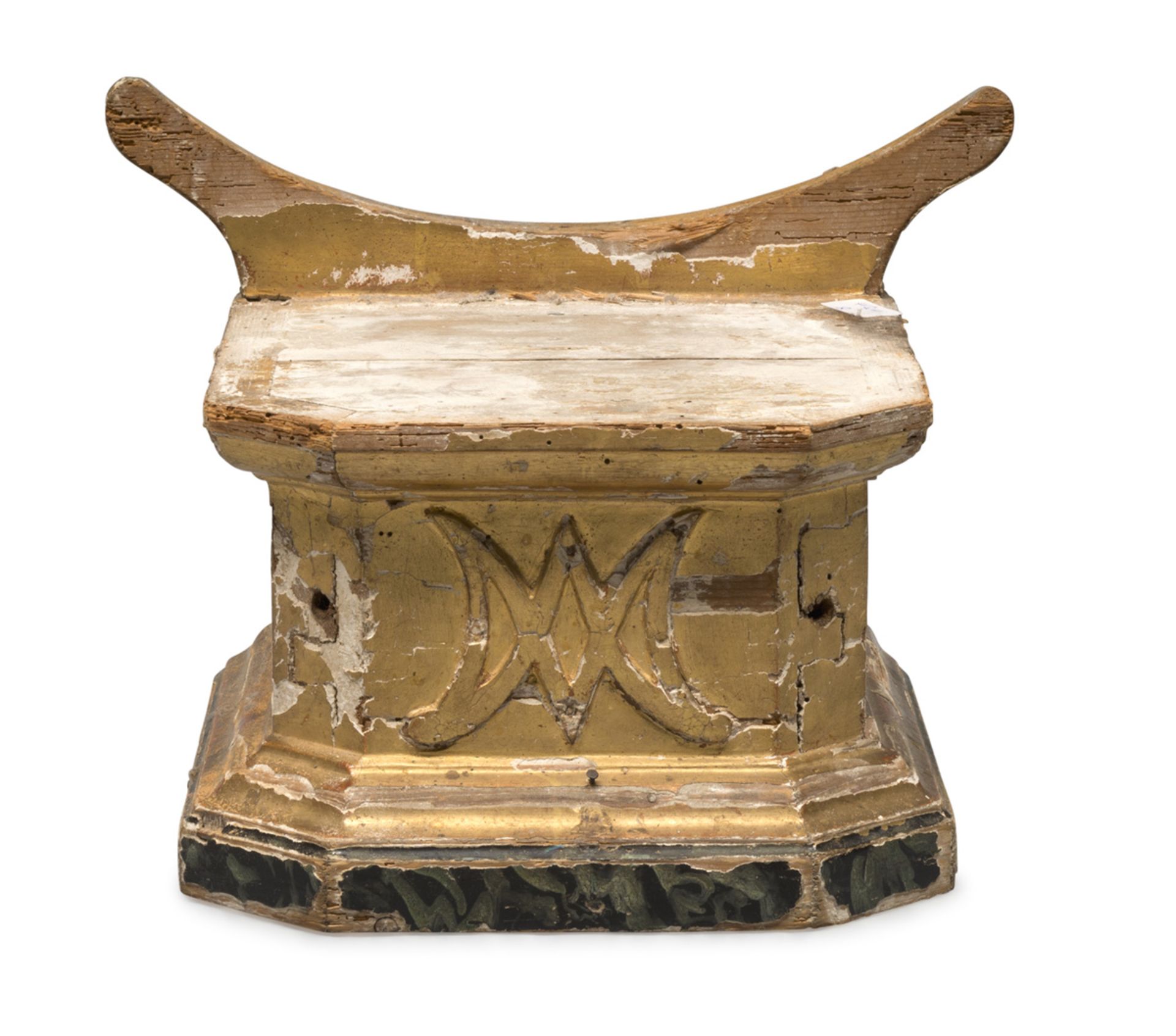 GILTWOOD BASE 18TH CENTURY