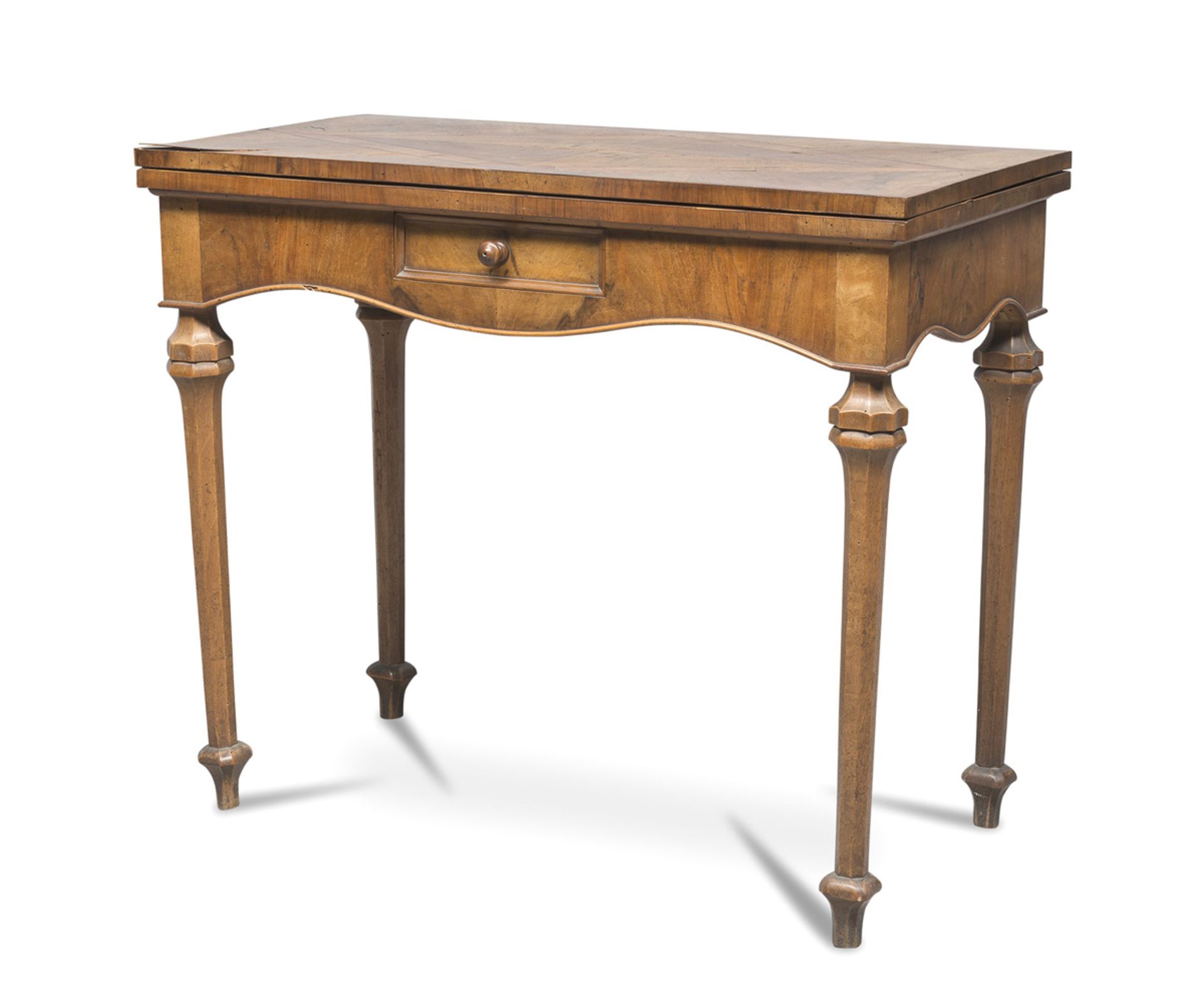 BRIGHT WALNUT GAME TABLE EMILIA 18TH CENTURY