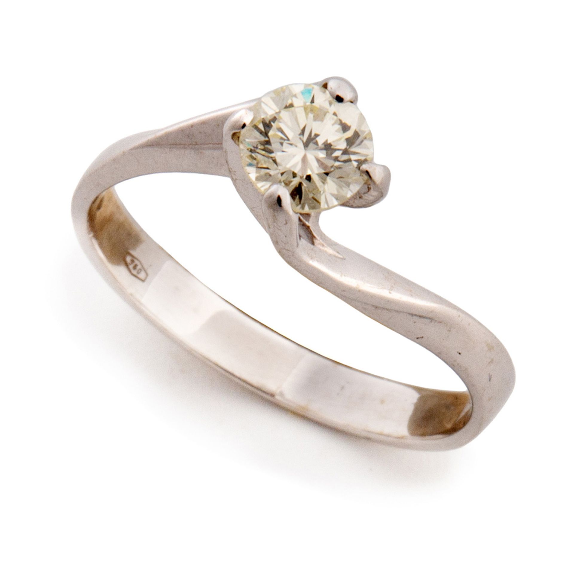 SOLITAIRE RING