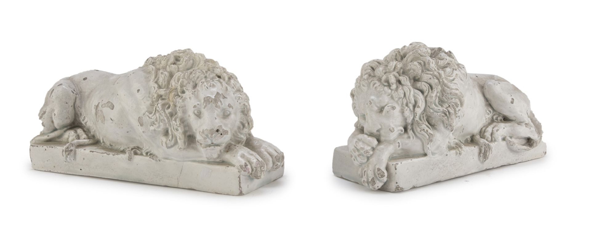 PAIR OF SCULPTURES IN EARHTENWARE 19TH CENTURY