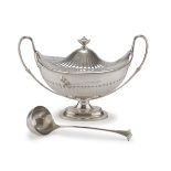 BEAUTIFUL TUREEN WITH LADLE SOTIRIO BULGARI PUNCH LONDON 1993